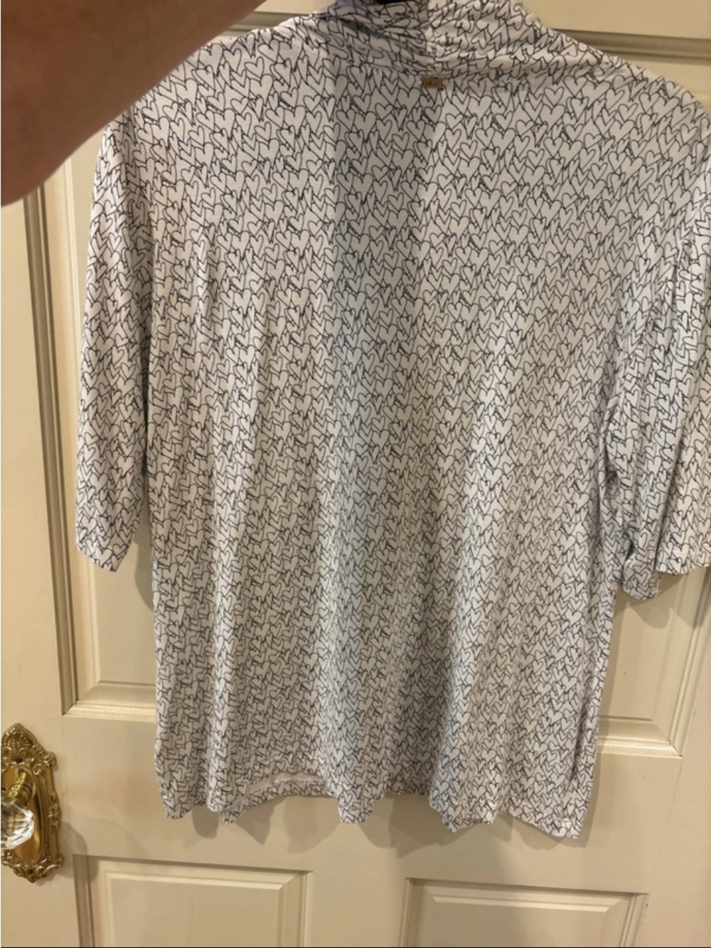 St. John White Short Sleeve V-Neck Top with Black Abstract Print - Picture 7 of 7
